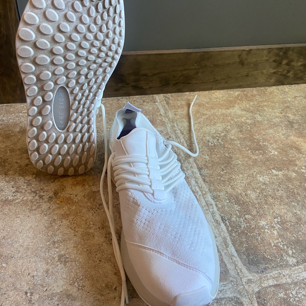 LIKE NEW LANEEIGHT SHOES